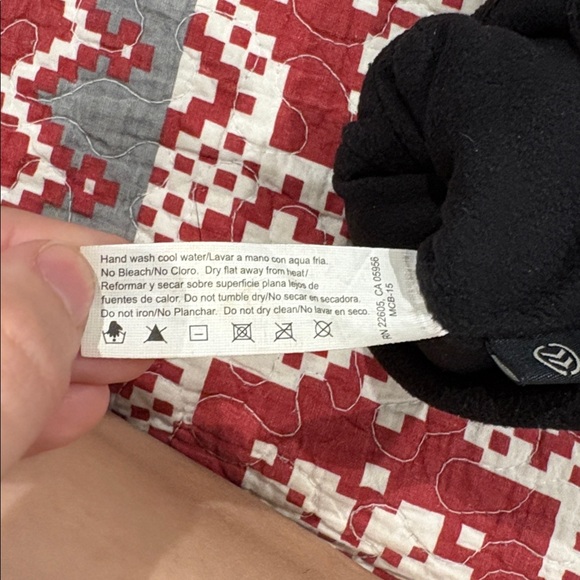 ISOTONER Signature Smart Touch Casual Finger Glove - Picture 4 of 4